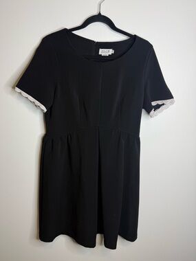 Molly Bracken Black Dress with White Lace Sleeve Trim size medium